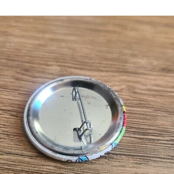 Vintage Maxine Crabby Pinback Button hallmark collectible - Picture 4 of 5